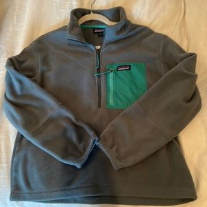 Patagonia fleece pullover